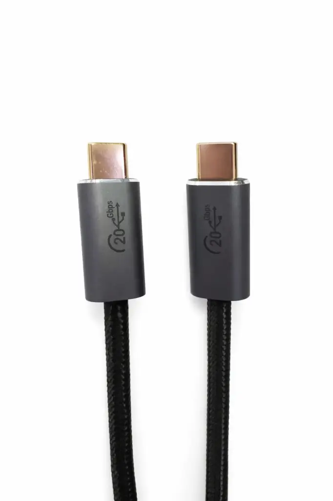 CABLE CORDON USB3.2 20GBPS C TO C 3M
